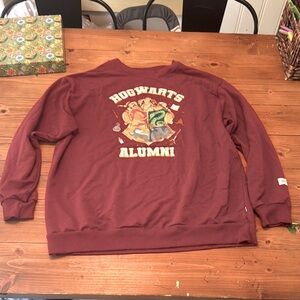 Little sleepies women’s medium Harry Potter Alumni Red crewneck